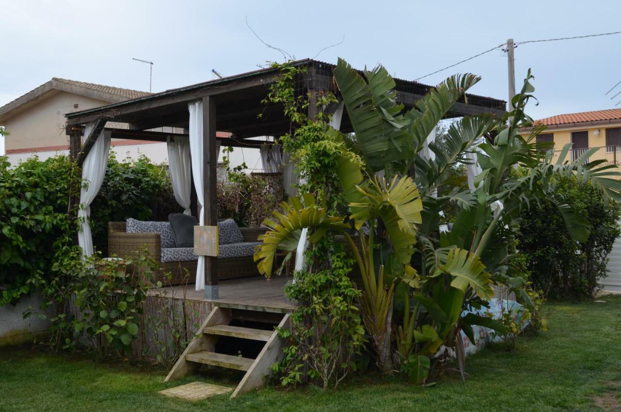 Floripa Surf House Bed & Breakfast Santa Maria Del Focallo Exterior foto